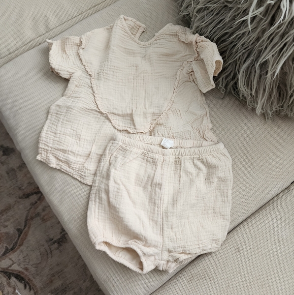 Girl's Gauzy Set - Picture 1 of 3